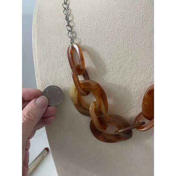 chunky chain necklace - Picture 4 of 4